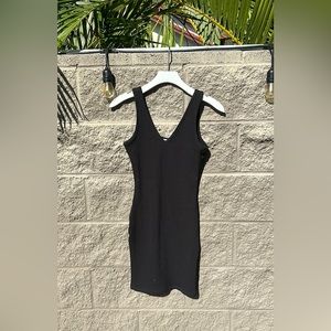 Ribbed Black Fitted Dress